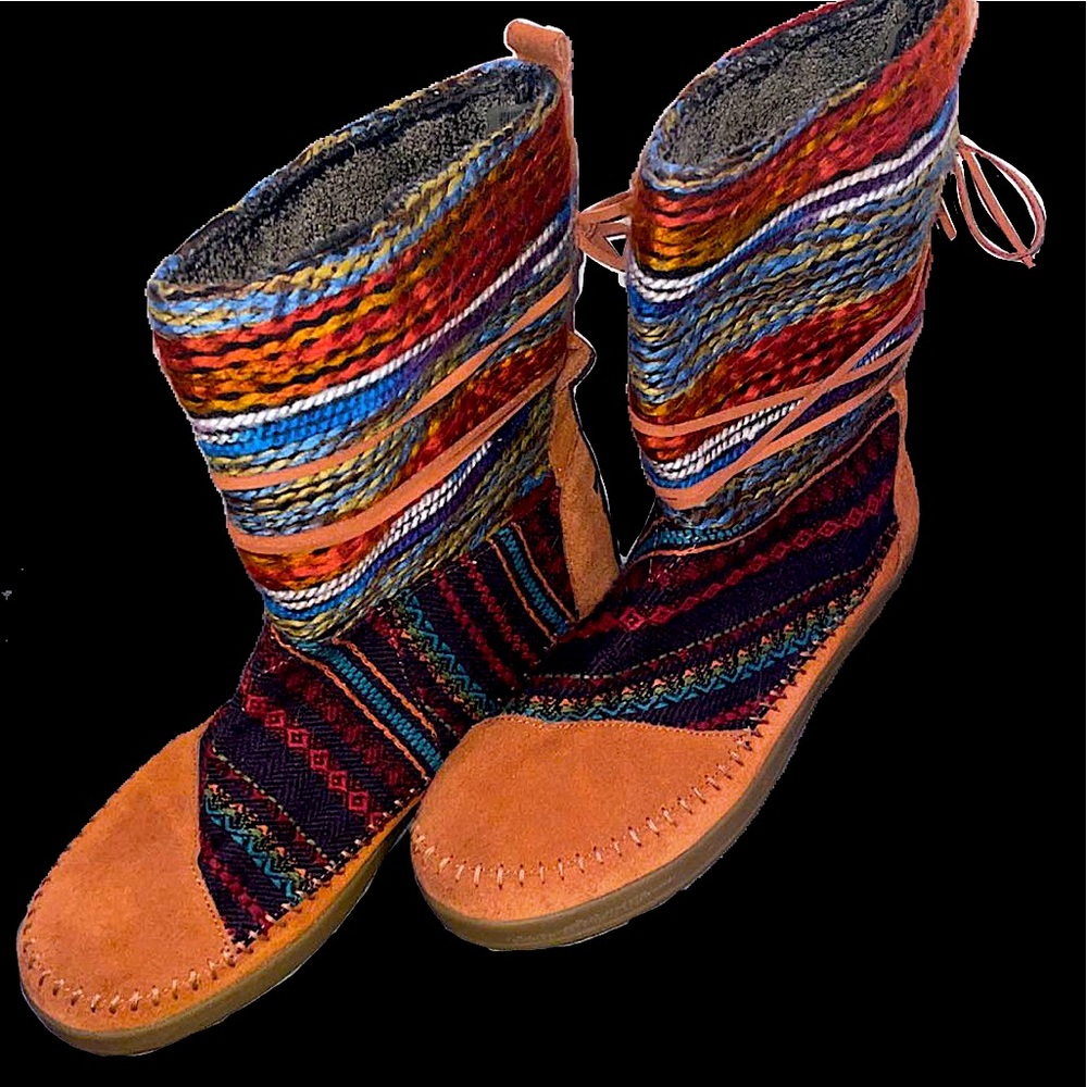 Toms multi-colored yarn house boots/slippers- Women’s 11